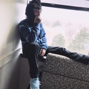 Meet your Posher, Dylan